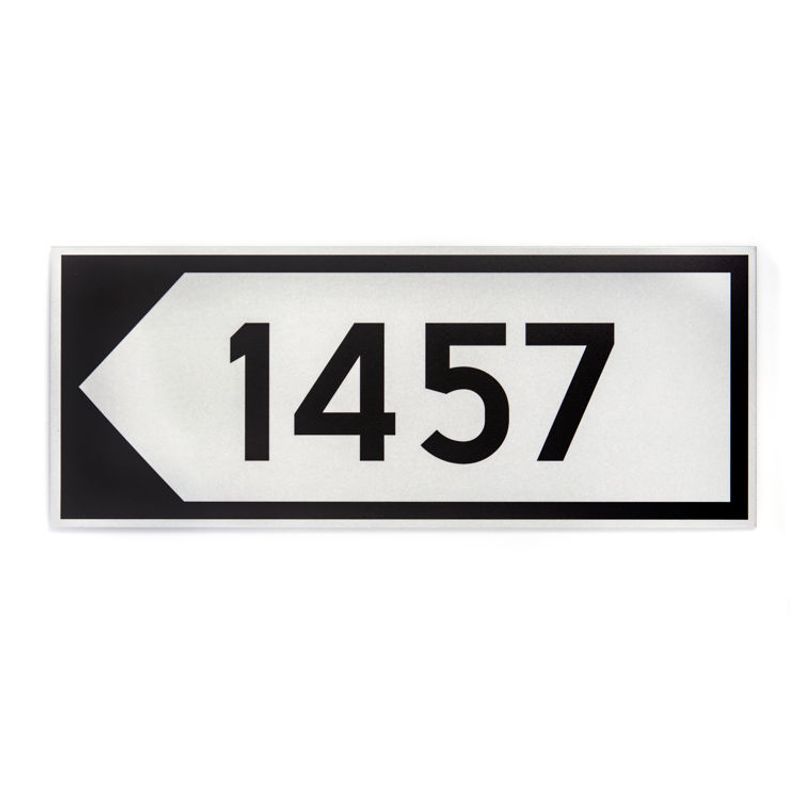 Husnummer på tilvisningsskilt - dobbeltsidig  16x40 cm.